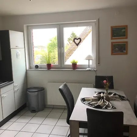 Ferienwohnung Distelrath アパート